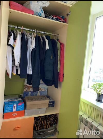 Мебельный гарнитур в детскую