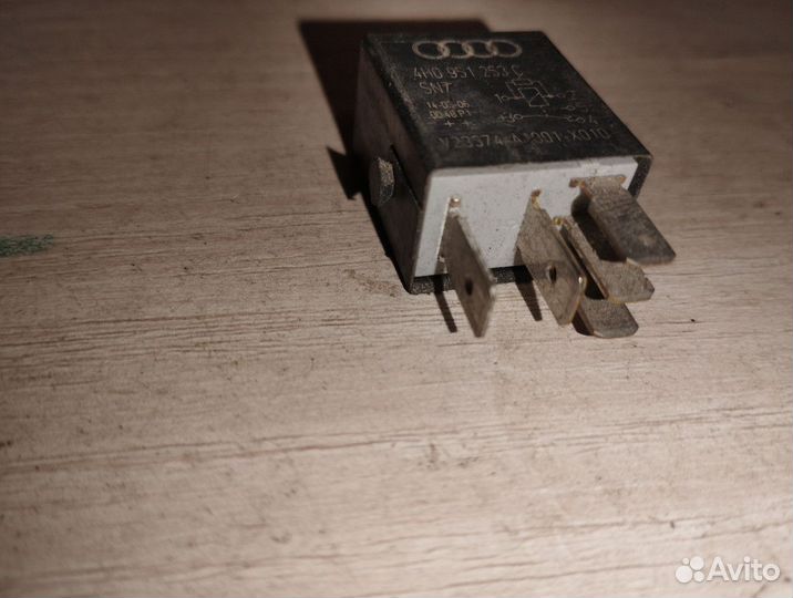 Реле 646 Audi A1
