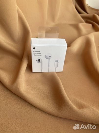 Коробка под Наушники earpods apple как новая