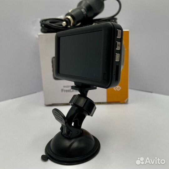 Видеорегистратор Digma FreeDrive 118