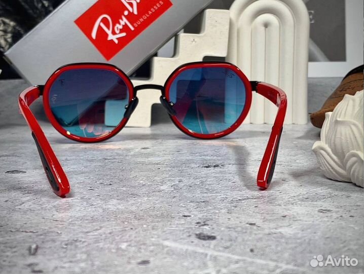 Очки Ray Ban Ferrari красный градиент