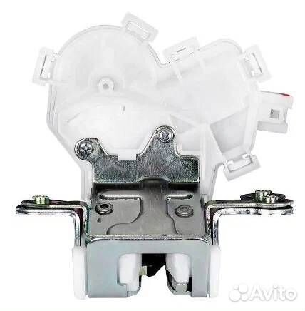 Замок двери багажника Mitsubishi Outlander/Pajerо