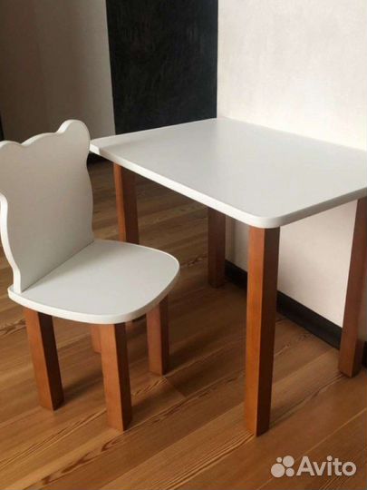 Детский столик и стульчик новый