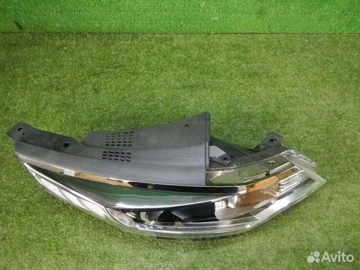 Фара правая Kia Optima