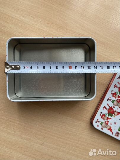 Жестяная коробка 14/10/4 см новая