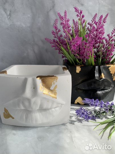 Из гипса Руки Дэвида Кашпо губы Джоли Кашпо попка