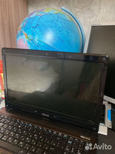 Ноутбук asus