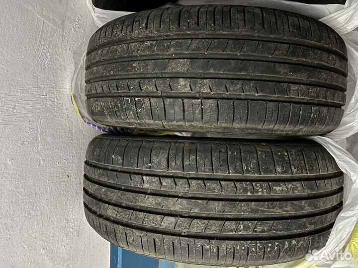 Rotalla Setula E-Race RH05 215/55 R16 97V