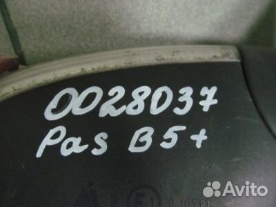 Зеркало правое Volkswagen Passat B5 1997-2005