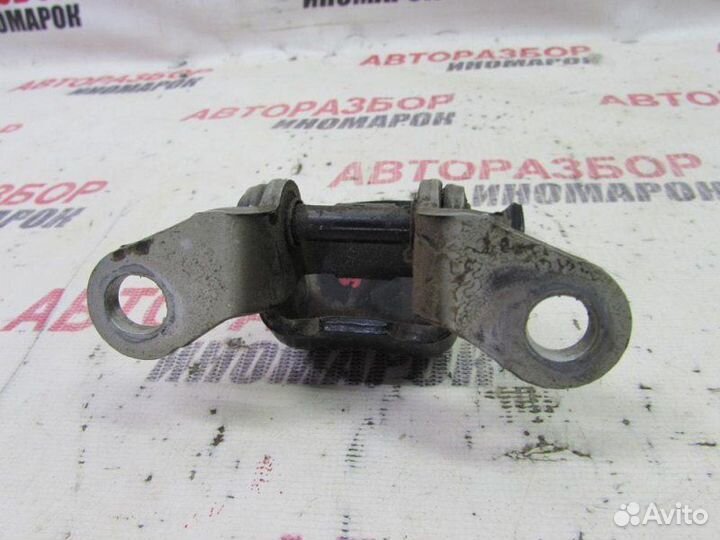 Крепление двери заднее правое Chevrolet Lacetti