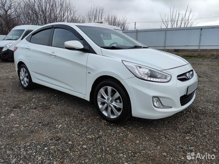 Hyundai Solaris 1.6 AT, 2013, 93 000 км