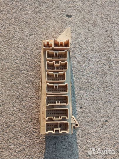 Mazda MPV 2 блок предохранителей