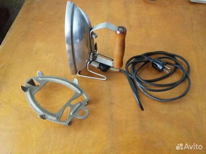 Винтаж Рабочий Утюг СССР 1955г, Подставки к утюгу