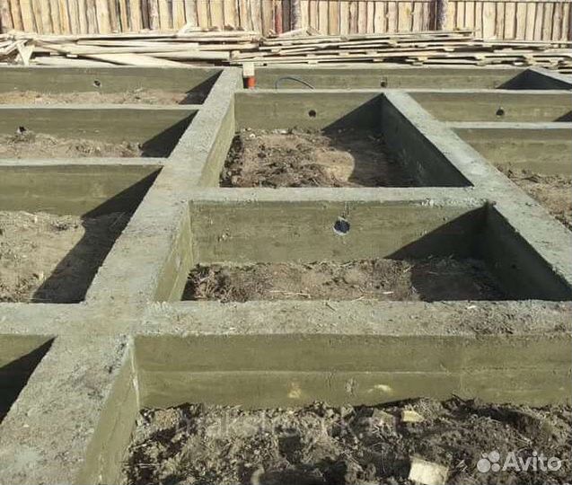 Благоустройство гусеничным бобкетом