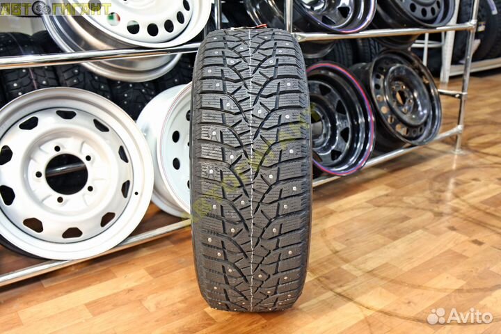 Bridgestone Blizzak Spike-02 205/55 R16