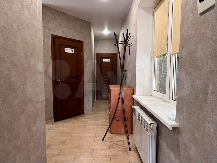 2-к. квартира, 60 м², 1/4 эт.