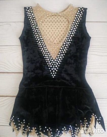 Купальник гимнастический для выступлений