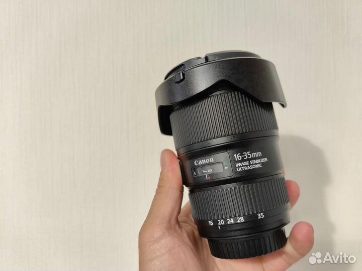 Canon EF 16-35mm f/4L IS USM