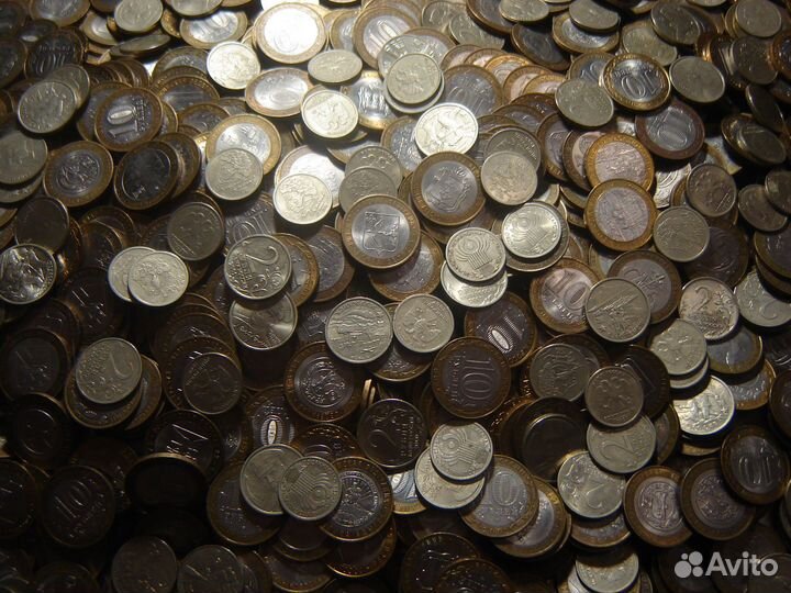 Юбилейные монеты