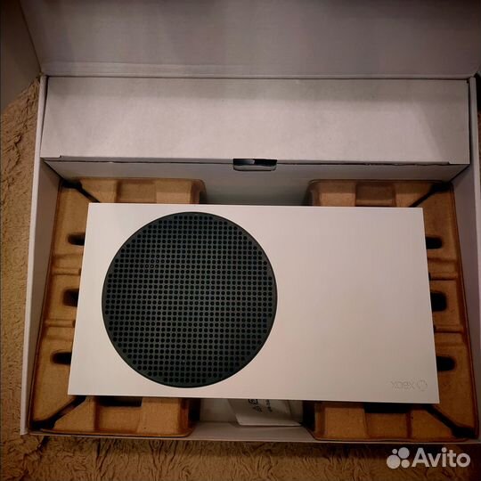 Xbox series S, 512gb, несколько игр