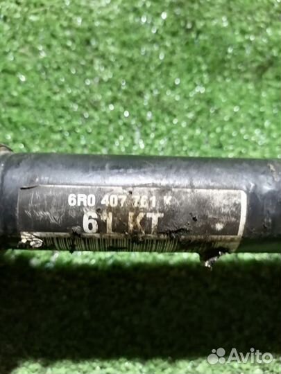 Привод левый передний Volkswagen Polo