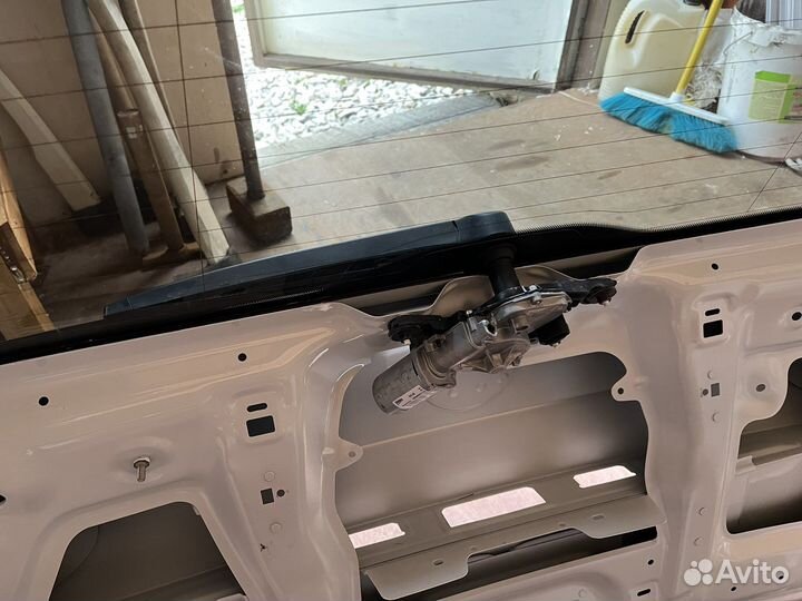 Крышка багажника toureg cr7