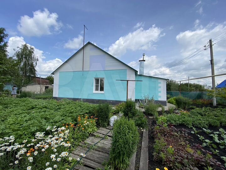 Дом 69,8 м² на участке 6 сот.