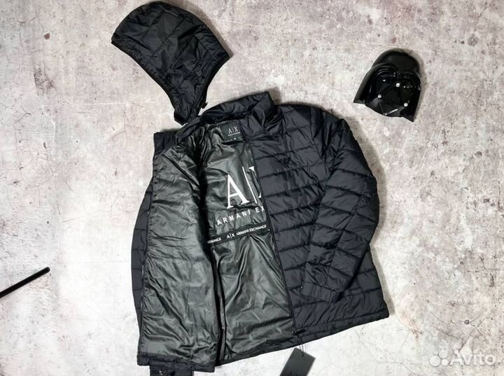 Куртки Armani эргономичные