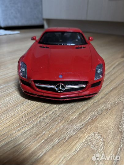 Радиоуправляемая модель Mercedes Benz SLS AMG