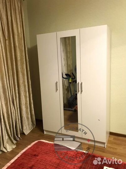 Шкаф распашной