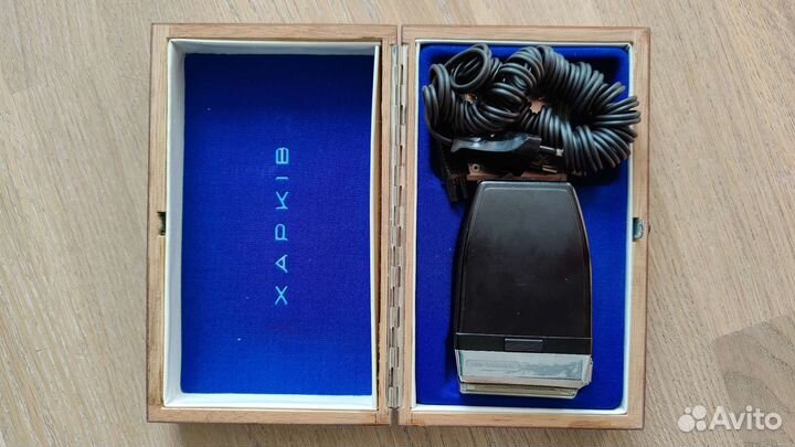 Электробритва Харьков-109 в подарочной упаковке