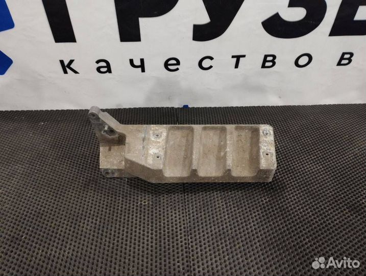 Ступень Volvo FMX 84220617