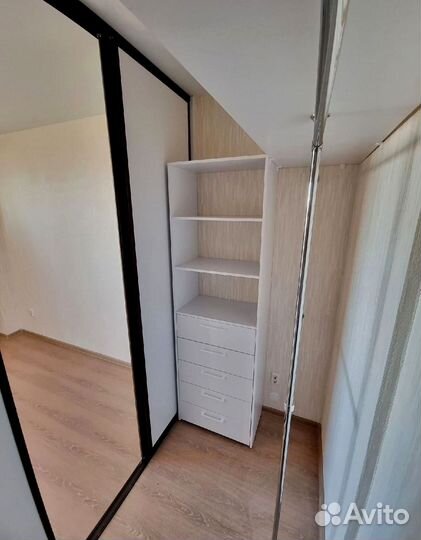 Шкаф распашной створчатый