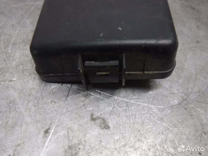 Крышка блока предохранителей Hyundai Getz G4EE