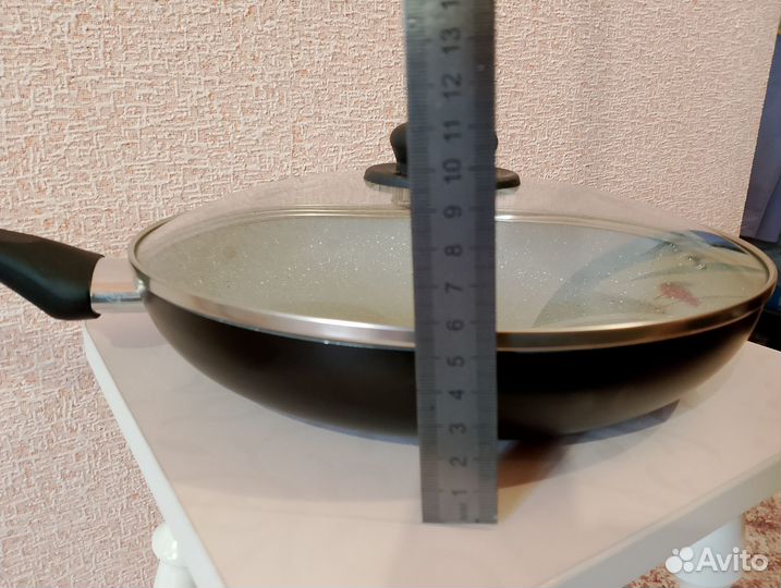 Сковорода Attribute