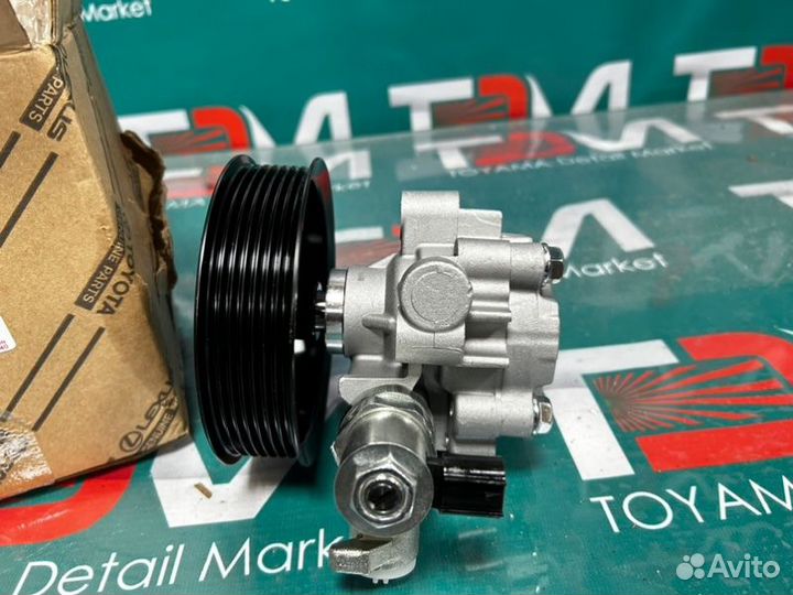 Насос гидроусилителя руля Toyota Land Cruiser