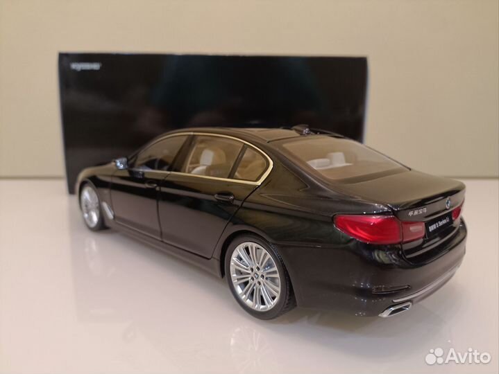 BMW 540Li G38 2017 Черный 1:18