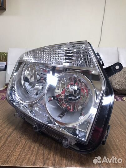 Фара правая Renault Duster 1 10-15 новая