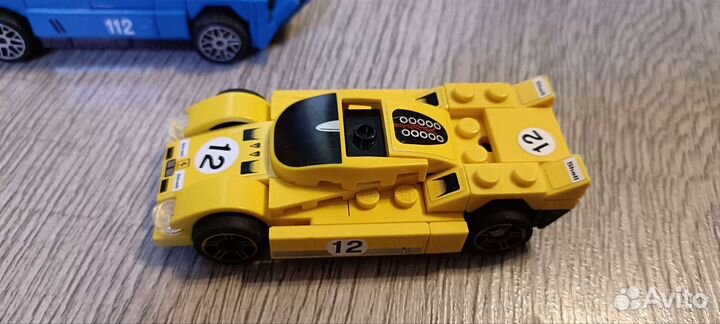 Инерционные машинки Lego Shell Ferrari