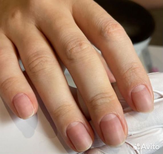 Маникюр и педикюр