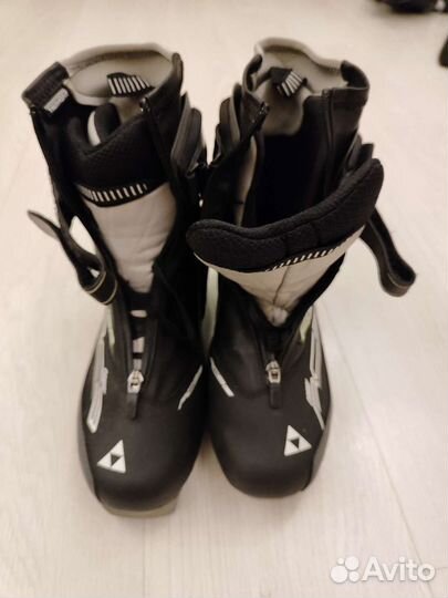 Лыжные ботинки fischer 42 размер