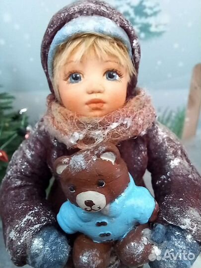 Ватная ёлочная игрушка Мальчик с медвежонком