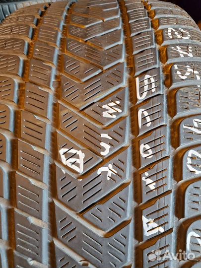 Pirelli Scorpion Winter 275/40 R21