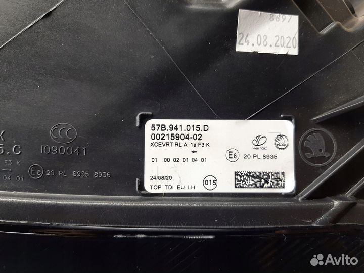 Skoda Karoq фара левая и правая комплект LED