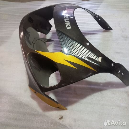 Пластик обтекателя, морда Suzuki gsxr600/750 98-99