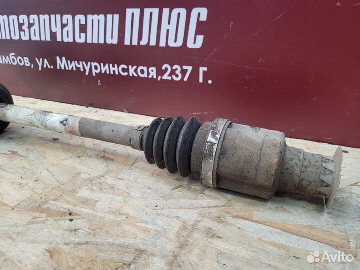 Привод передний правый Renault Sandero