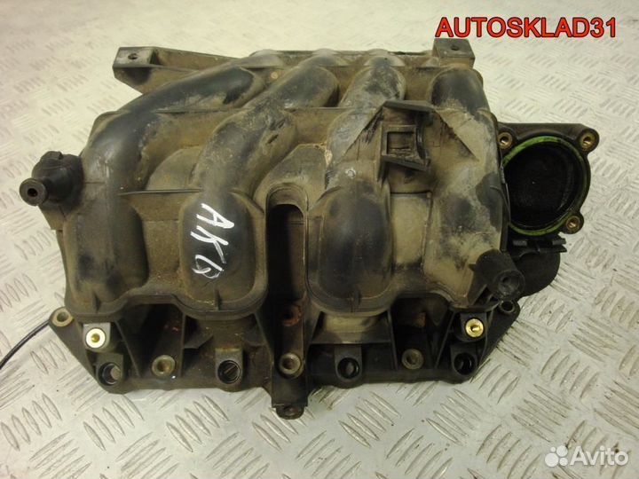 Коллектор впускной Volkswagen Golf 4 036129711AT