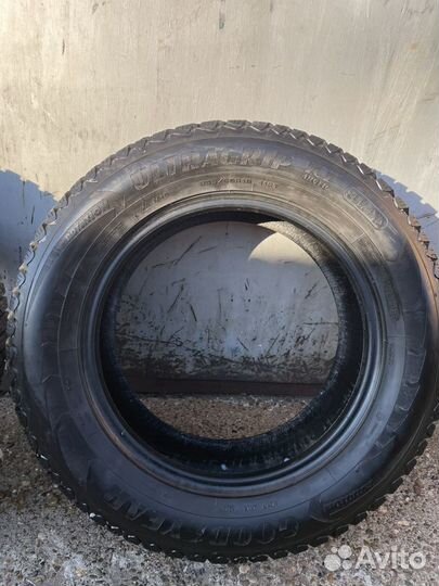 Goodyear UltraGrip Ice Arctic SUV 255/60 R18 112