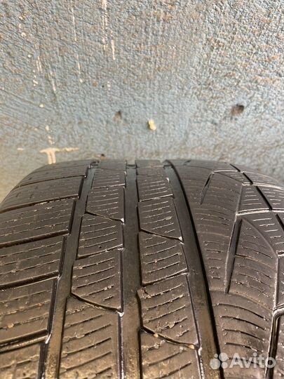 Pirelli Winter Sottozero II 255/35 R19 и 285/30 R19