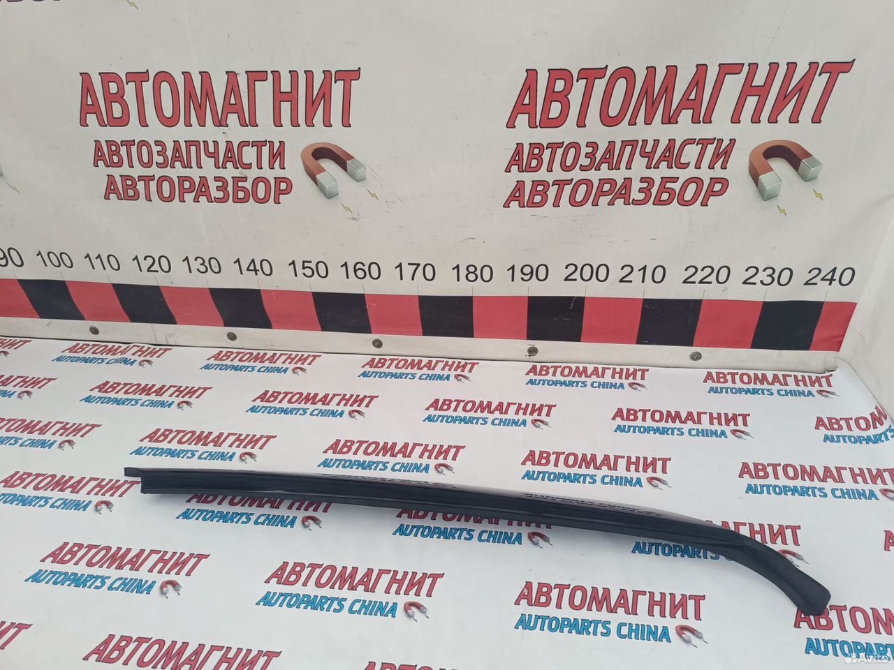 Молдинг лобового стекла левый Jaecoo J7